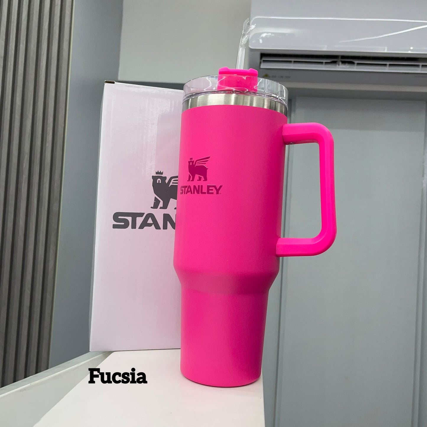 TERMO STANLEY QUENCHER  H2.0 40 OZ